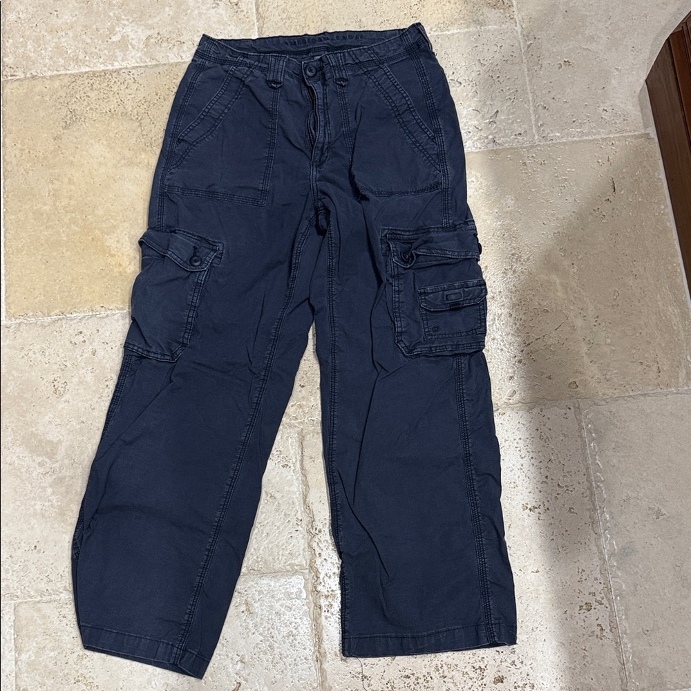 American Eagle Black Cargo Pants
